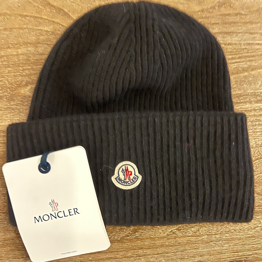 New with tag moncler black wool beanie hat unisex